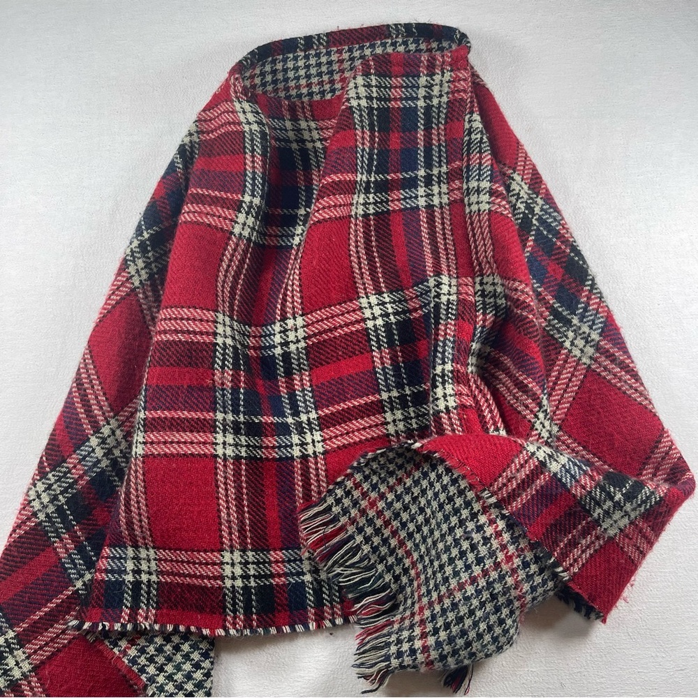 Tartan plaid houndstooth fringe scarf shawl poncho